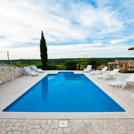 Holiday Mirna * Dračevac